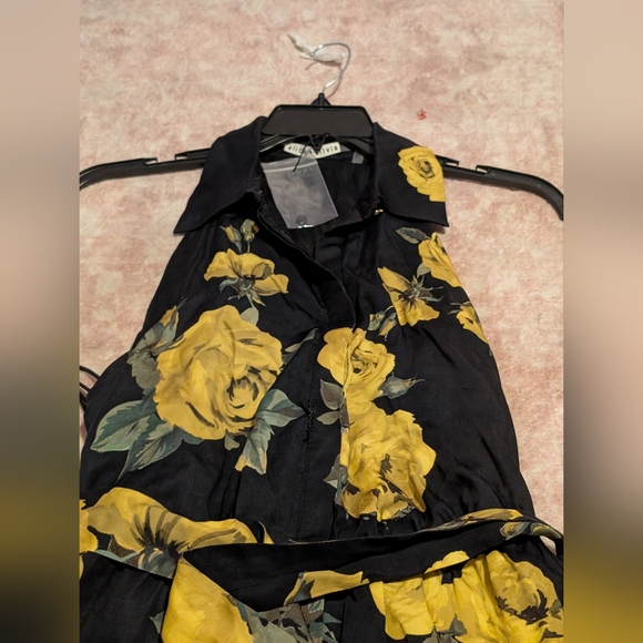 Alice + Olivia Miranda Floral Tie-Waist Halter Minidress - Picture 5 of 9